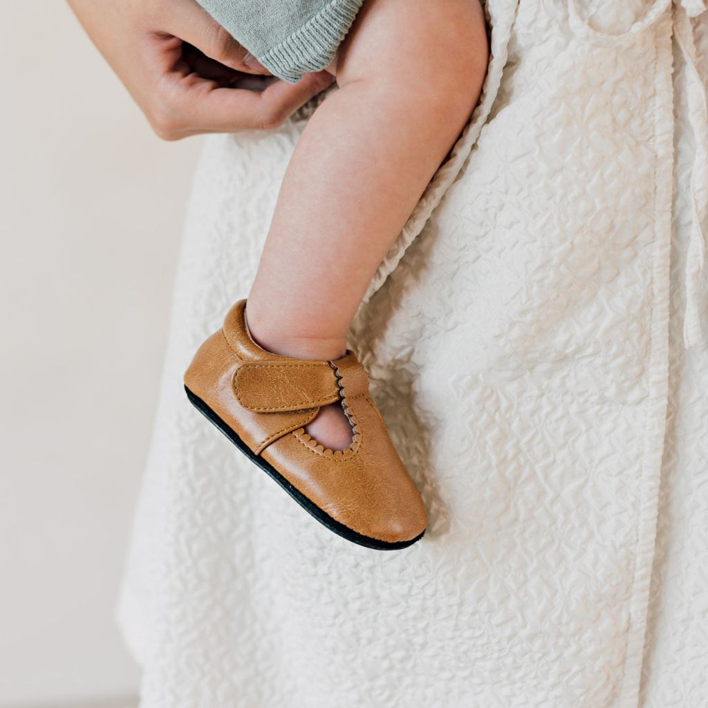 Tiny Toes, Big Steps: A Guide to Choosing the Perfect Baby Shoes