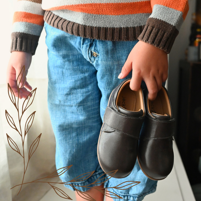 Asher | Charcoal